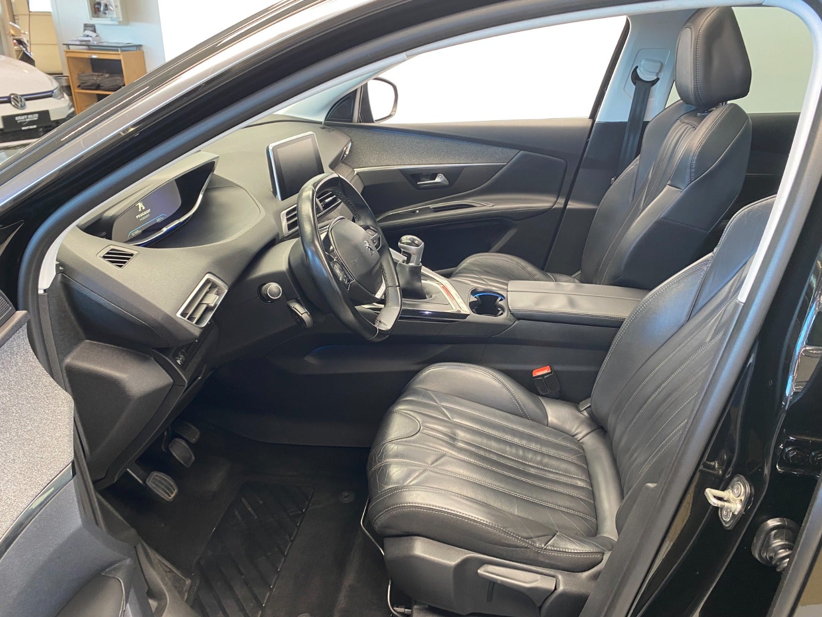 Billede af Peugeot 3008 1,6 BlueHDi 120 Allure