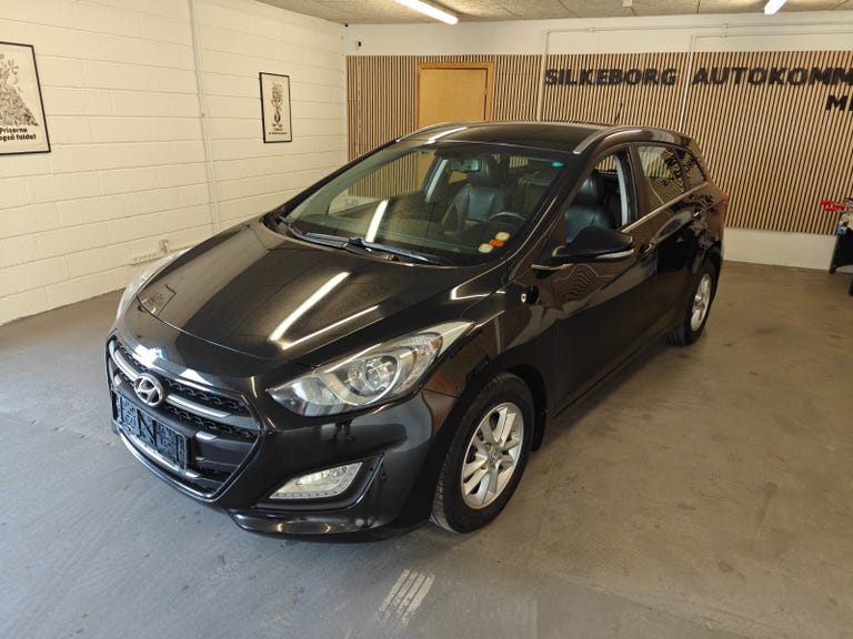 Hyundai i30 CRDi 110 Premium CW