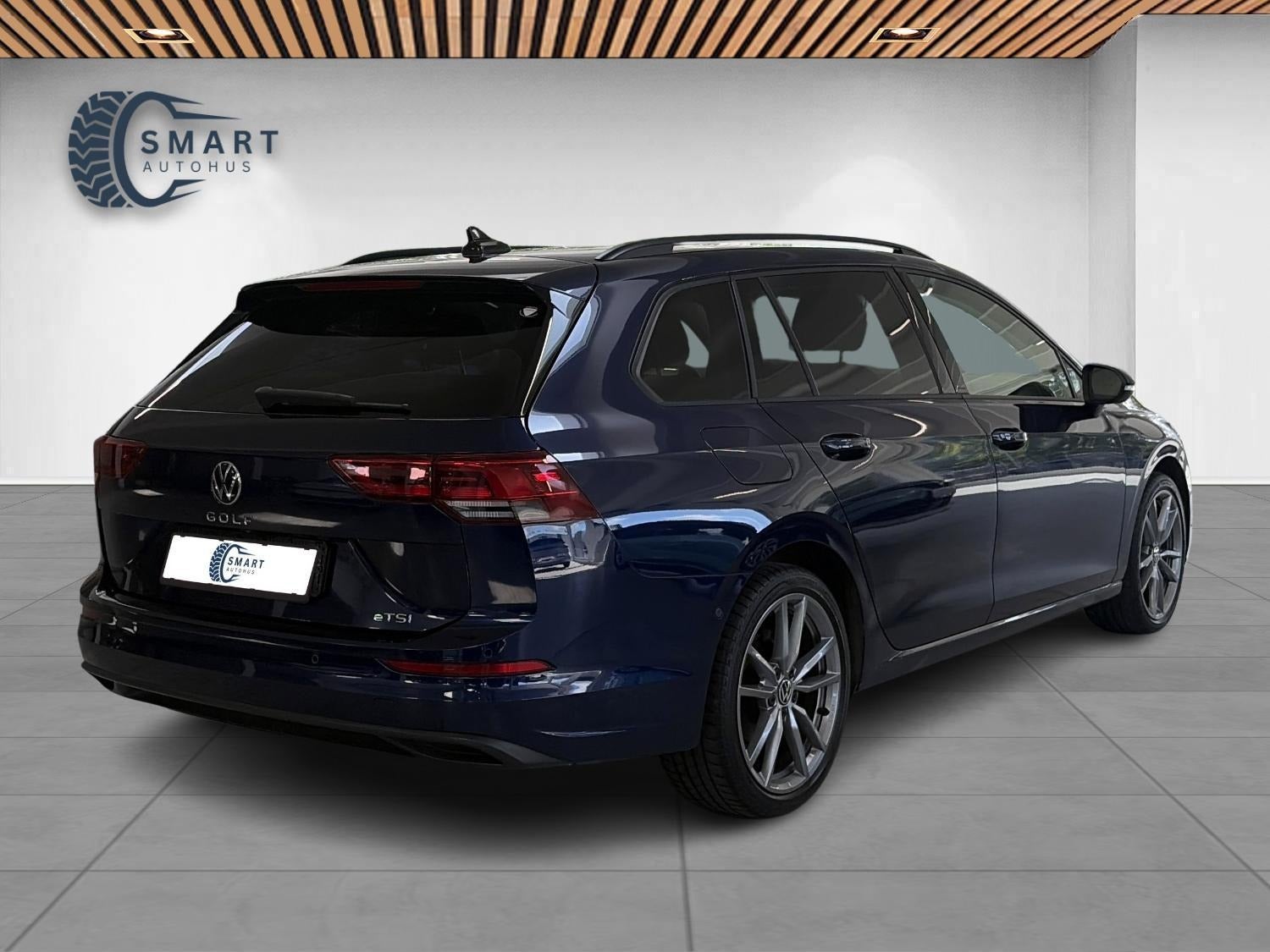 Billede af VW Golf VIII 1,5 eTSi 130 Life Variant DSG