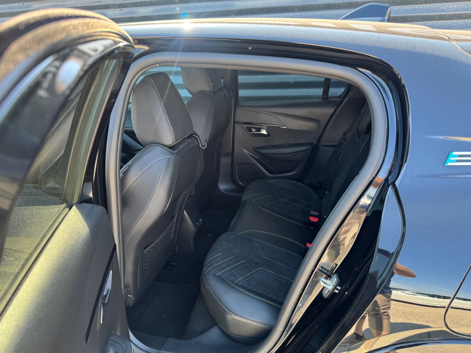 Billede af Peugeot e-208 54 GT
