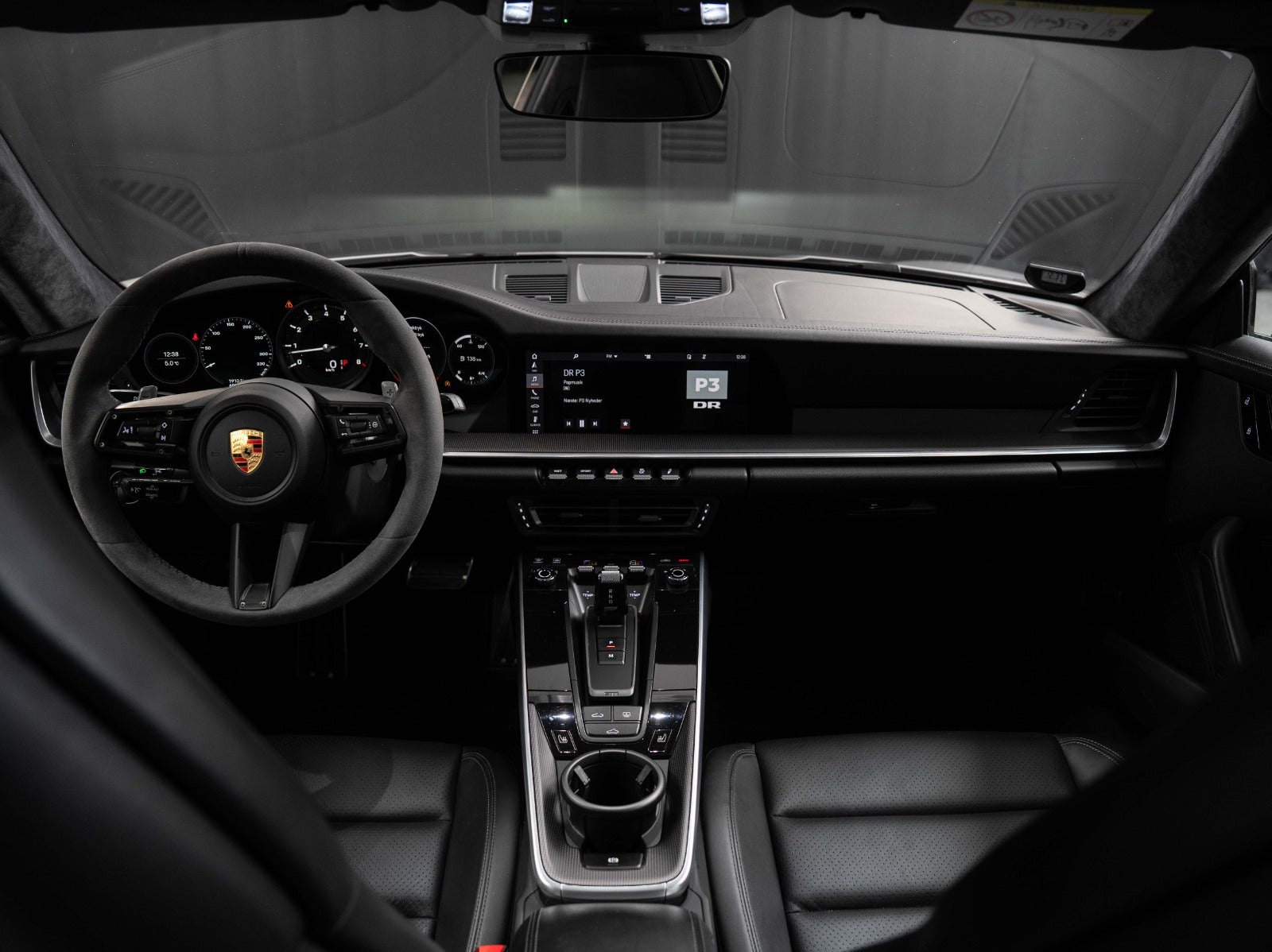 Gallery image 14 of 18