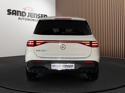 Mercedes EQB250+ AMG Line Van