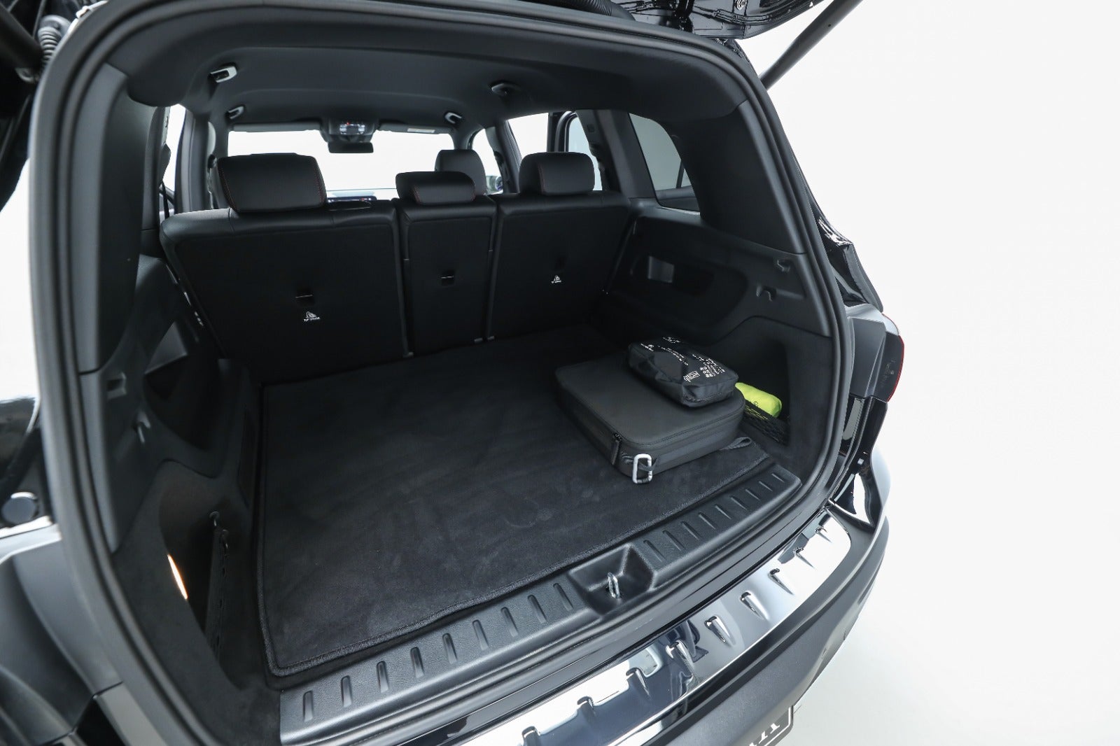 Mercedes-Benz EQB 350