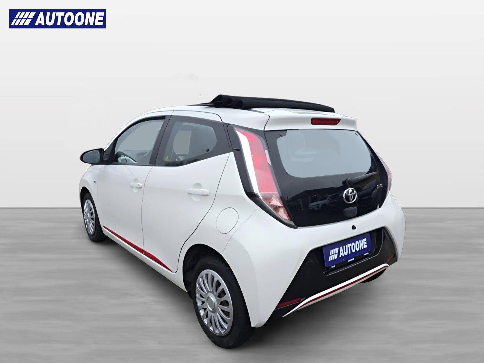 Billede af Toyota Aygo 1,0 VVT-i x-wave Sky