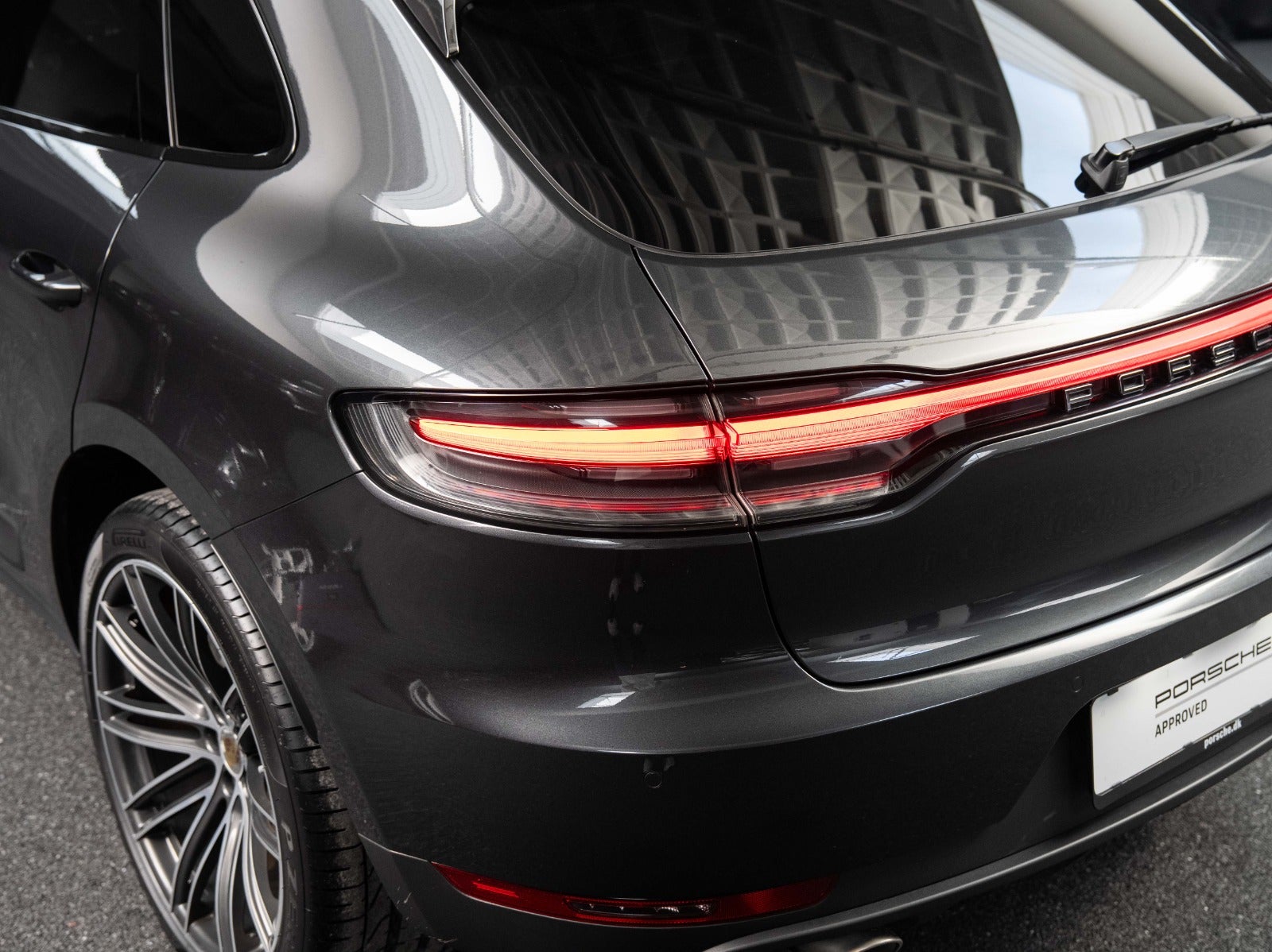 Gallery image 4 of 17