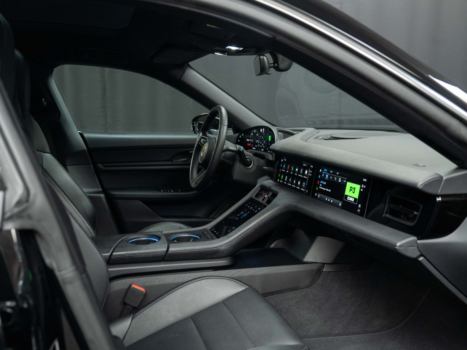 Gallery image 20 of 23