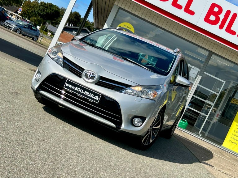 Toyota Verso VVT-i T2 Premium 7prs