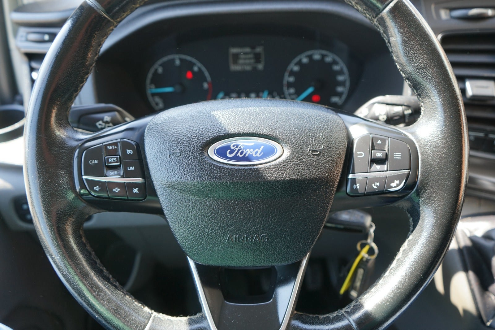 Billede af Ford Transit Custom 340L 2,0 TDCi 130 Trend