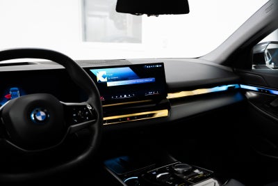 BMW i5 eDrive40 Sport Line