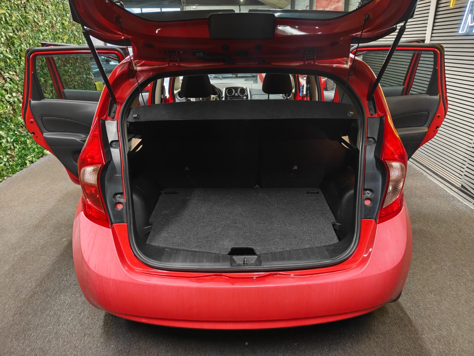 Billede af Nissan Note 1,2 Dig-S 98 Tekna CVT