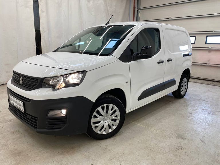 Peugeot Partner BlueHDi 130 L1V2 Plus EAT8 Van