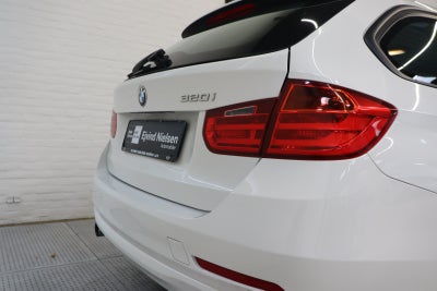 BMW 320i Touring