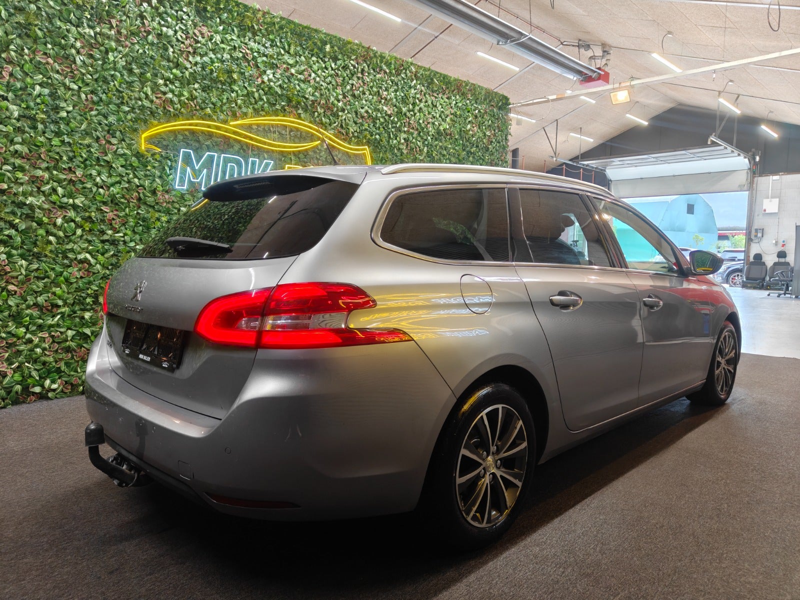 Billede af Peugeot 308 1,6 BlueHDi 120 Allure SE SW