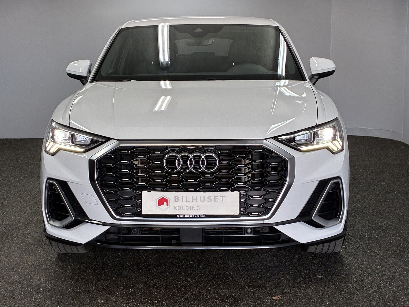 Billede af Audi Q3 45 TFSi e S-line plus Sportback S-tr.