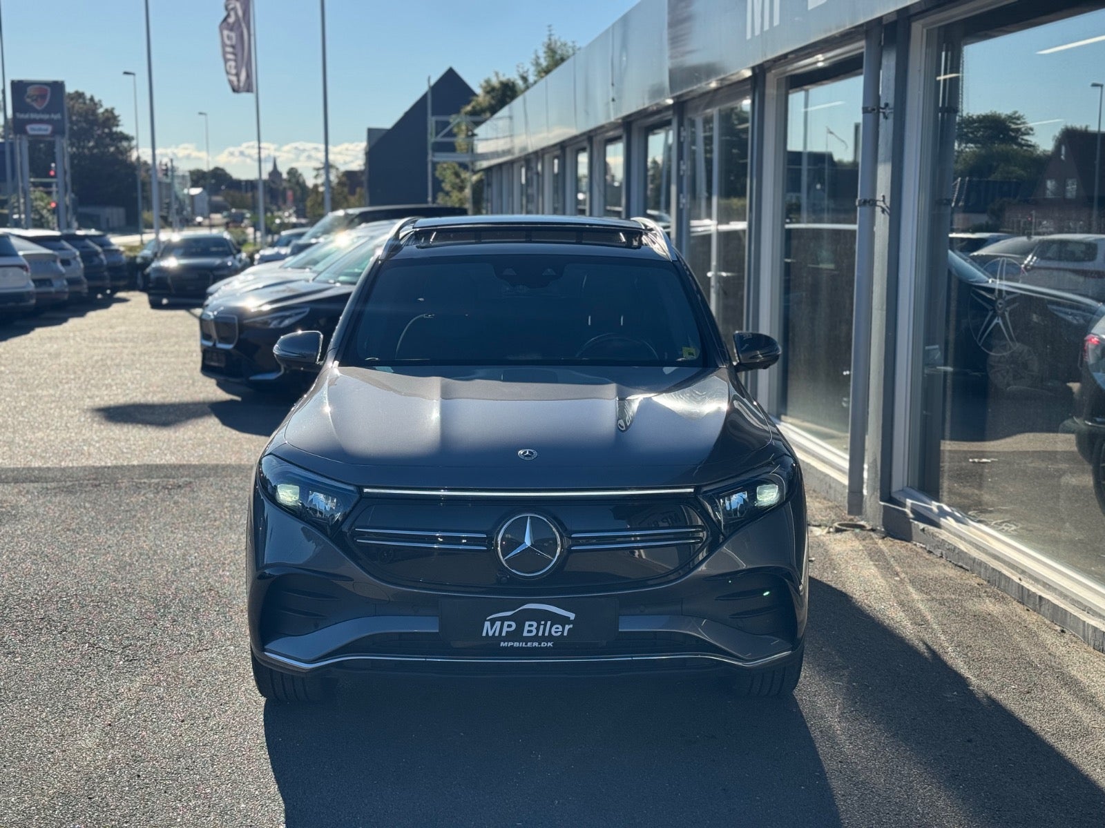 Billede af Mercedes EQB300  AMG Line 4Matic