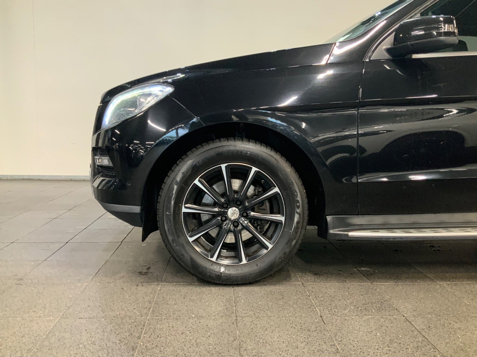 Mercedes-Benz ML 350 (4/8)