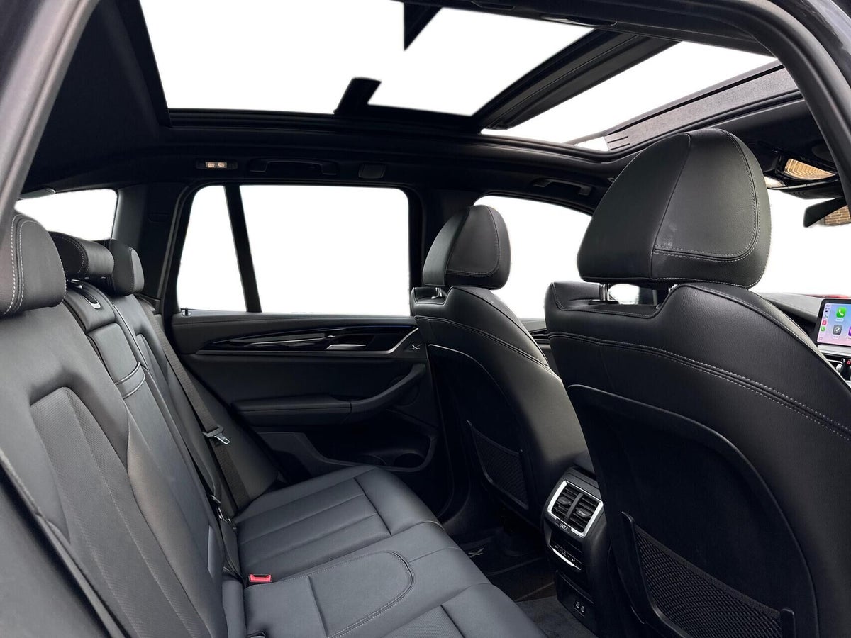 BMW iX3 Charged M-Sport billede 12