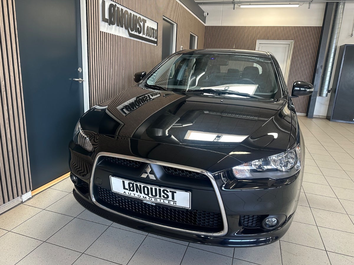 Mitsubishi Lancer Invite SportBack