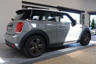 MINI Cooper SE Classic Trim