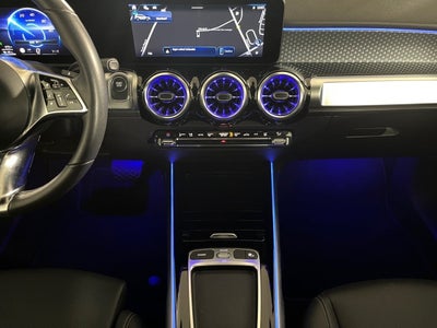 Mercedes EQB250+ Progressive Van