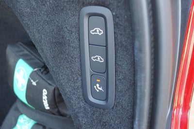 Volvo XC90 T8 ReCharge Ultra Dark aut. AWD Van