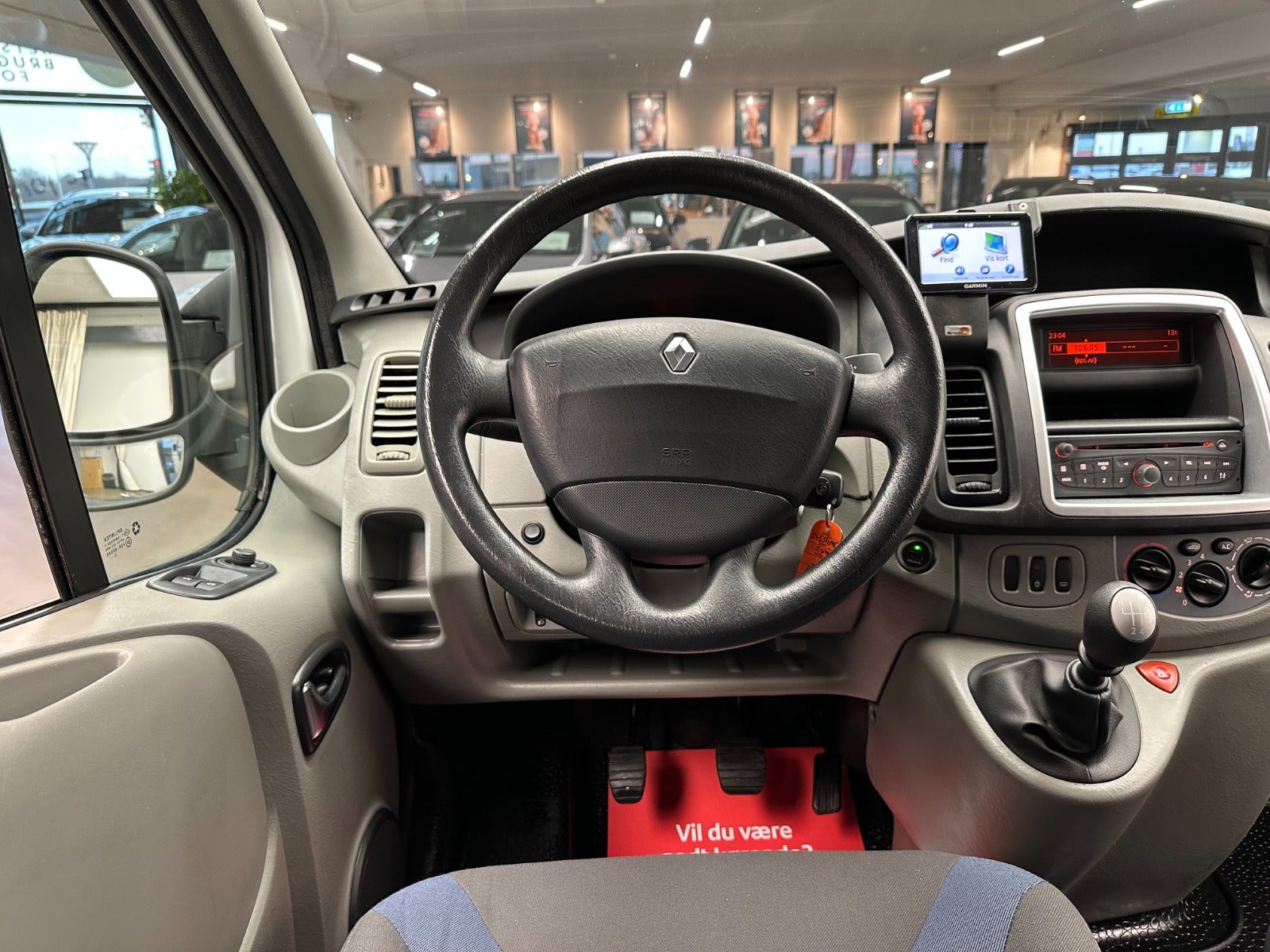 Billede af Renault Trafic T29 2,0 dCi 115 L2H1 Kombi