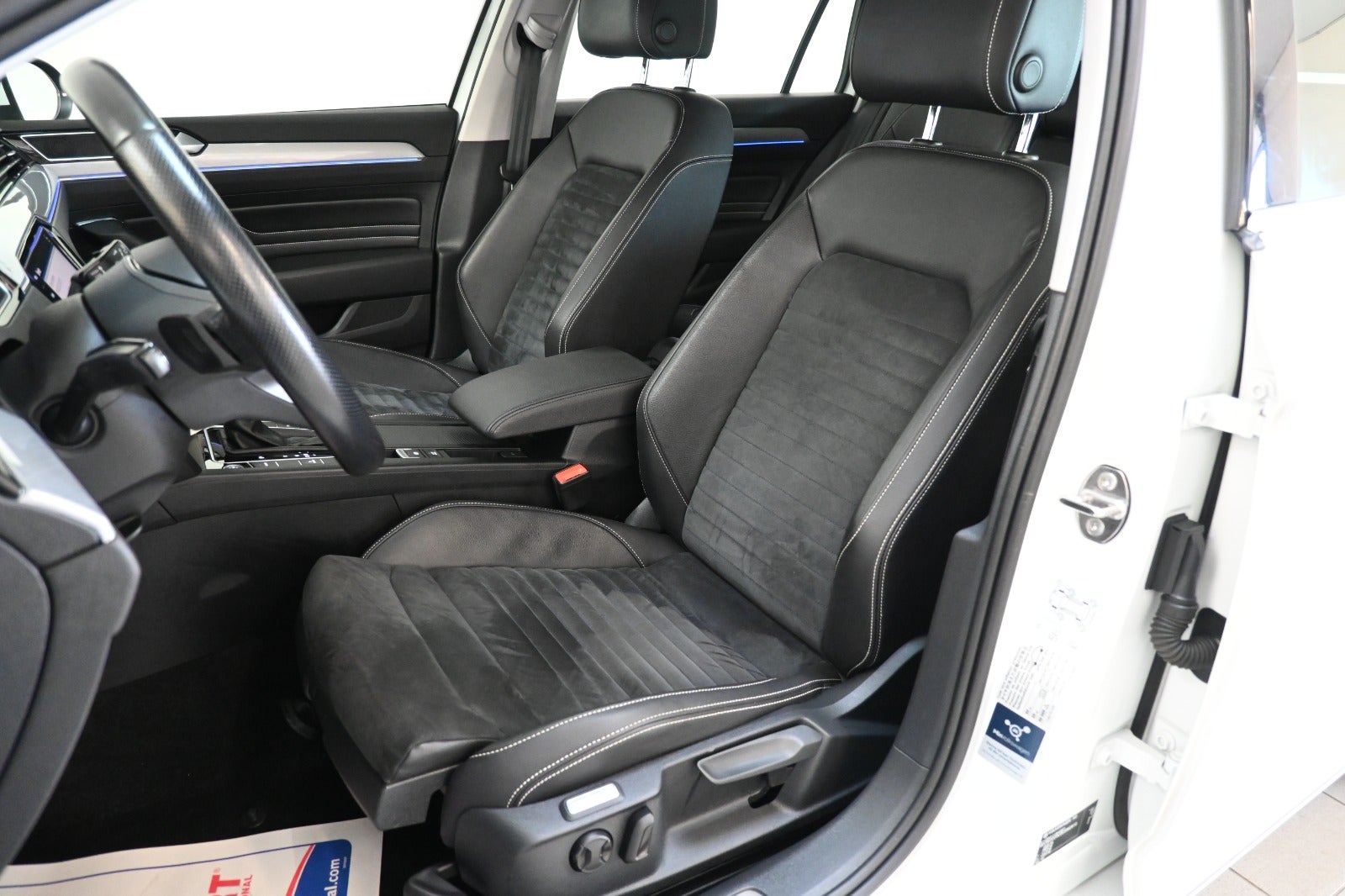 VW Passat GTE+ Pro Variant DSG