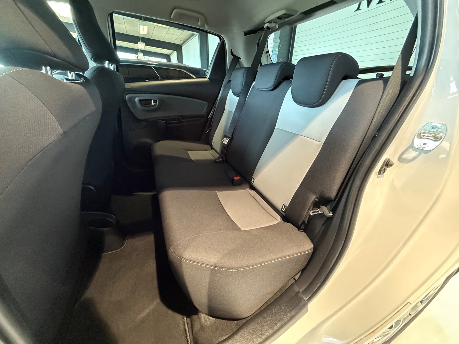 Billede af Toyota Yaris 1,0 VVT-i T1