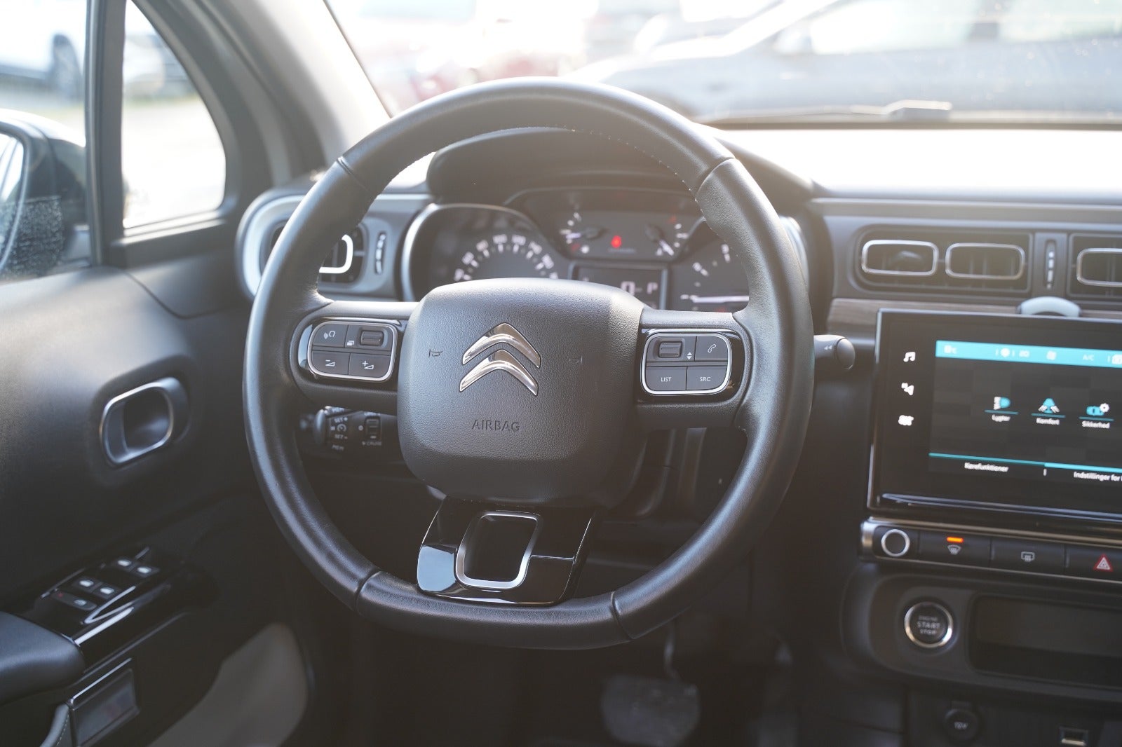 Billede af Citroën C3 1,2 PureTech 110 Shine Sport EAT6