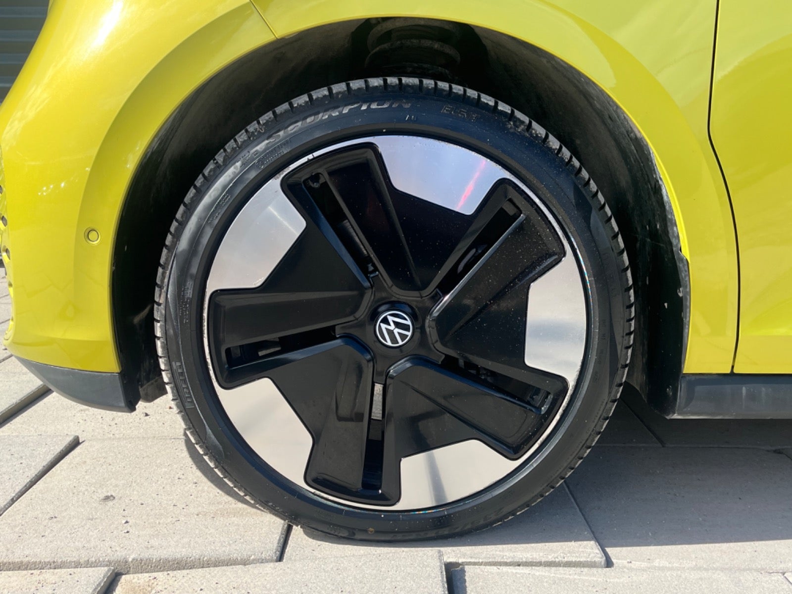 Billede af VW ID. Buzz 77 Pro SWB
