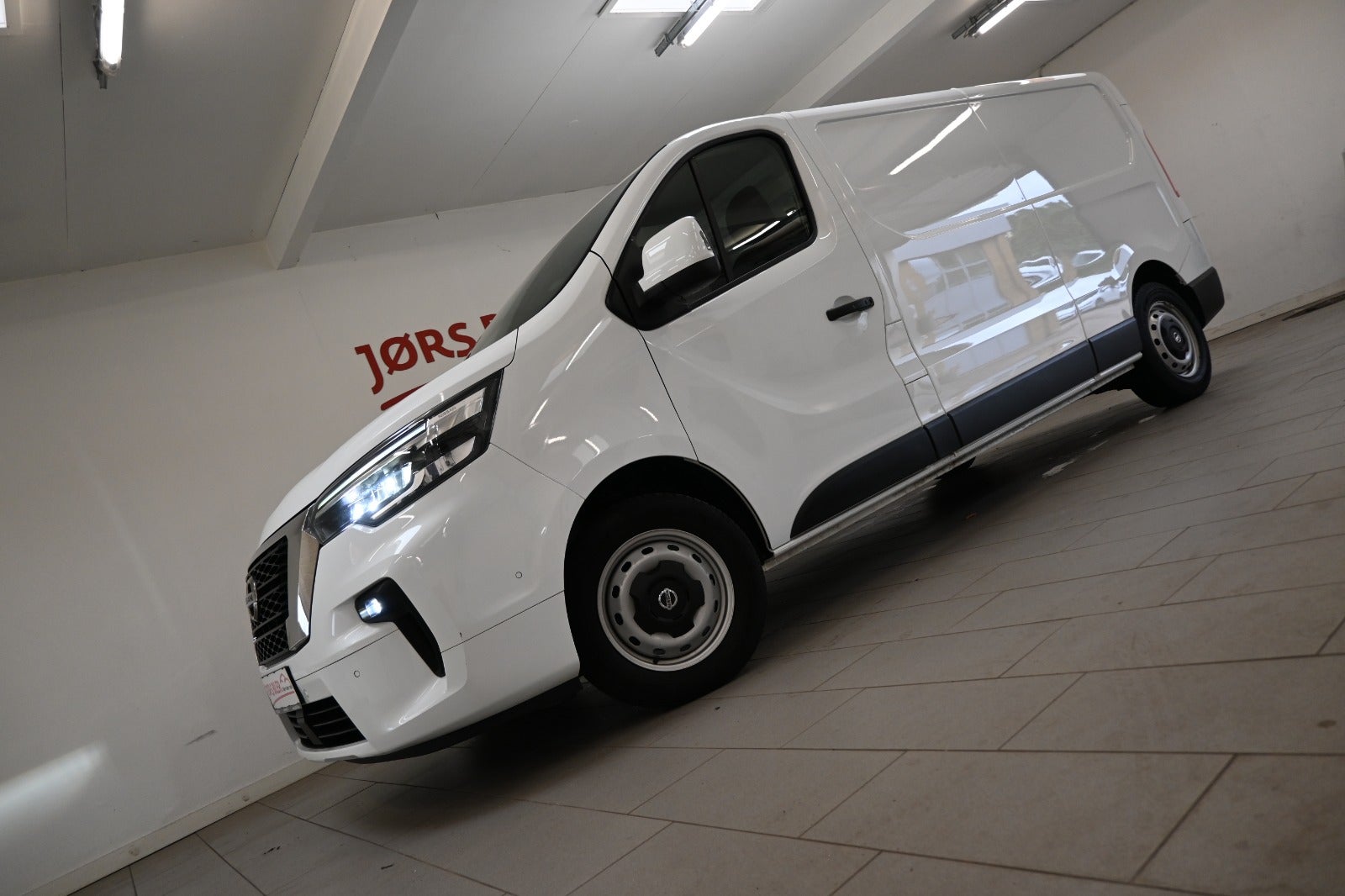 Nissan Primastar dCi 150 L2H1 Tekna DCT Van
