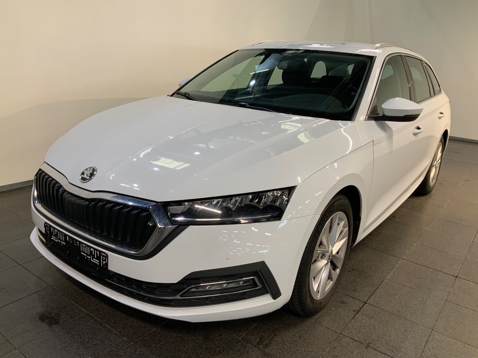 Skoda Octavia (1/8)