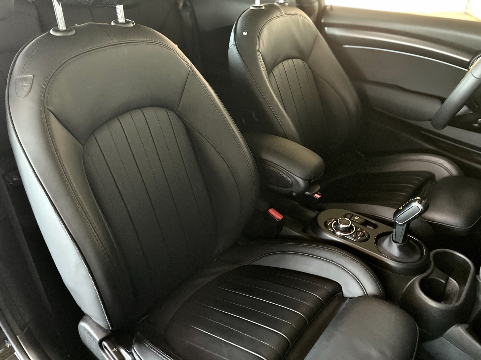 MINI Cooper SE Yours Trim