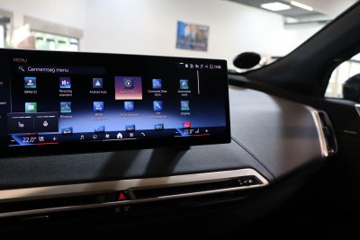 BMW iX xDrive40 Fully Charged