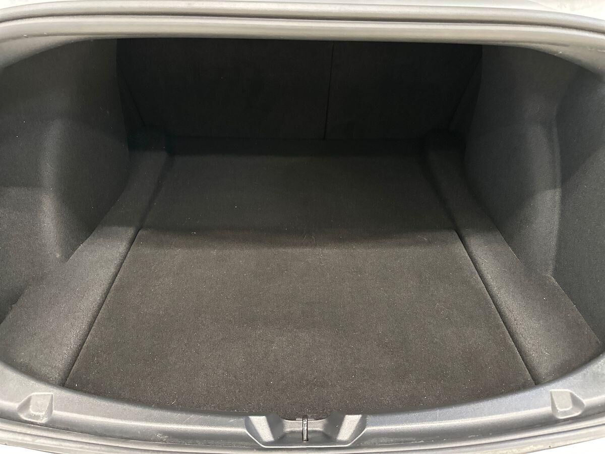 Tesla Model 3 Long Range AWD billede 13