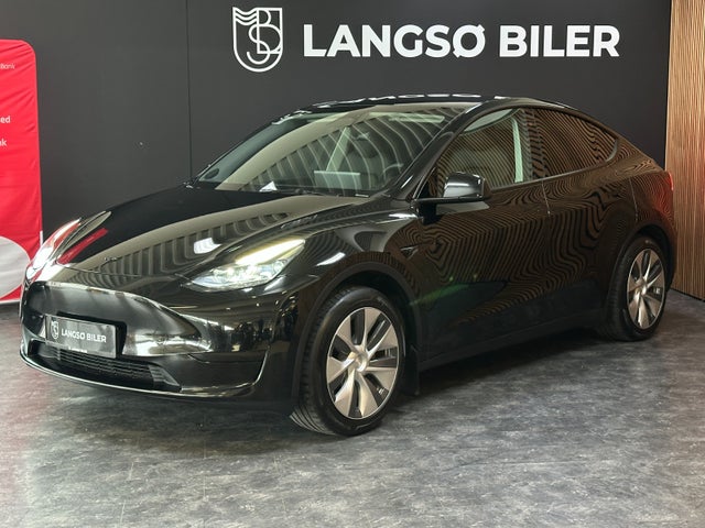 Tesla Model Y  RWD