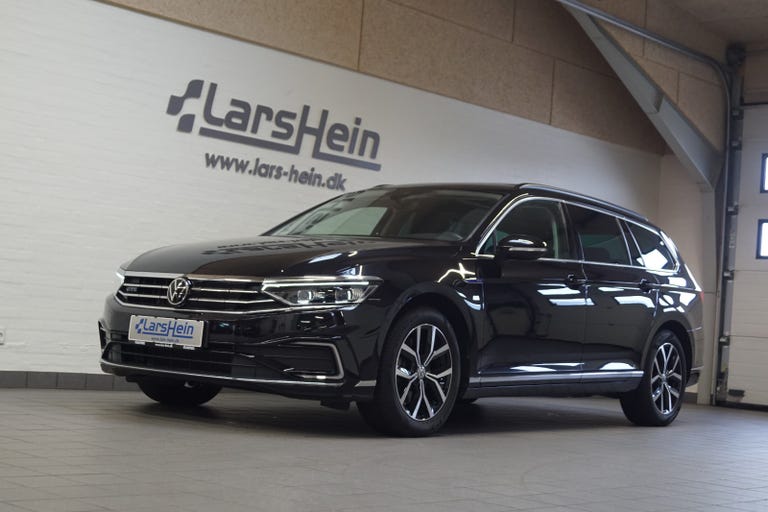 VW Passat GTE Variant DSG