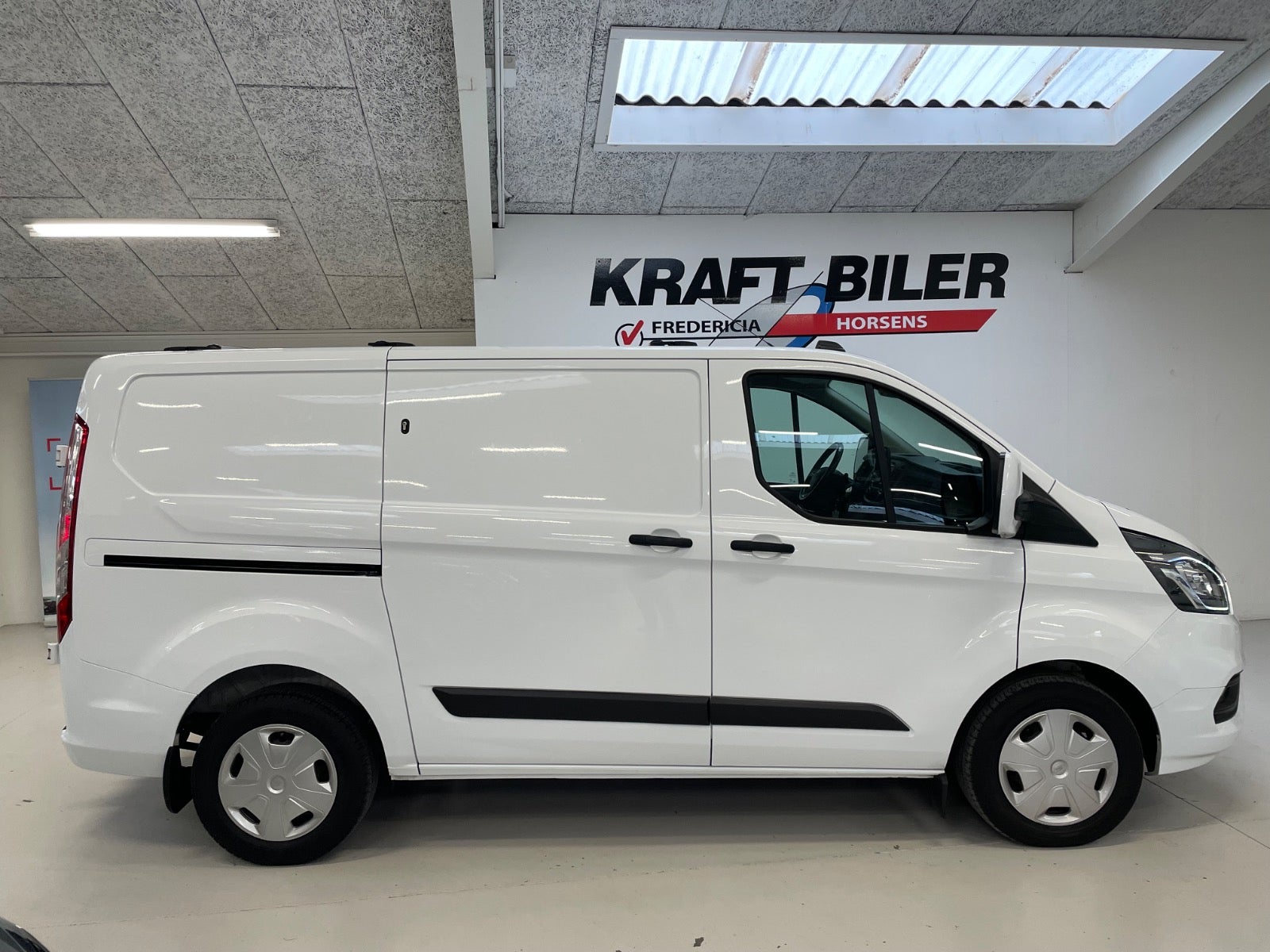 Billede af Ford Transit Custom 300L 2,0 TDCi 130 Trend aut.