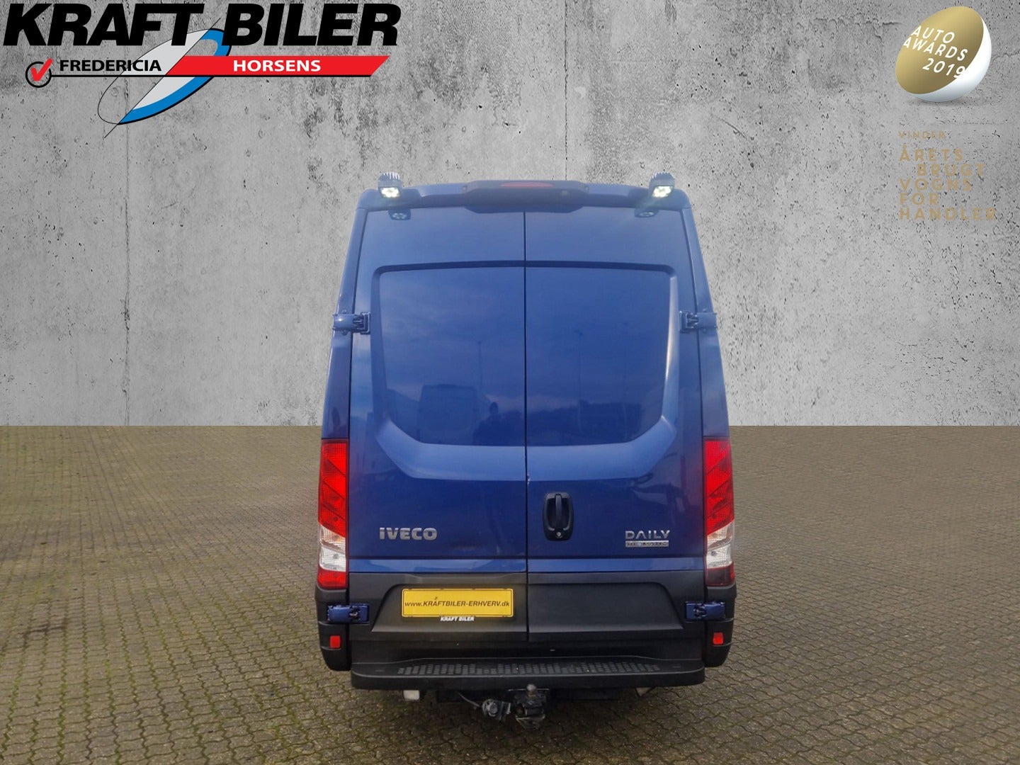 Billede af Iveco Daily 3,0 35S18 12m³ Van AG8