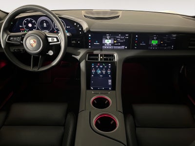 Porsche Taycan Performance+