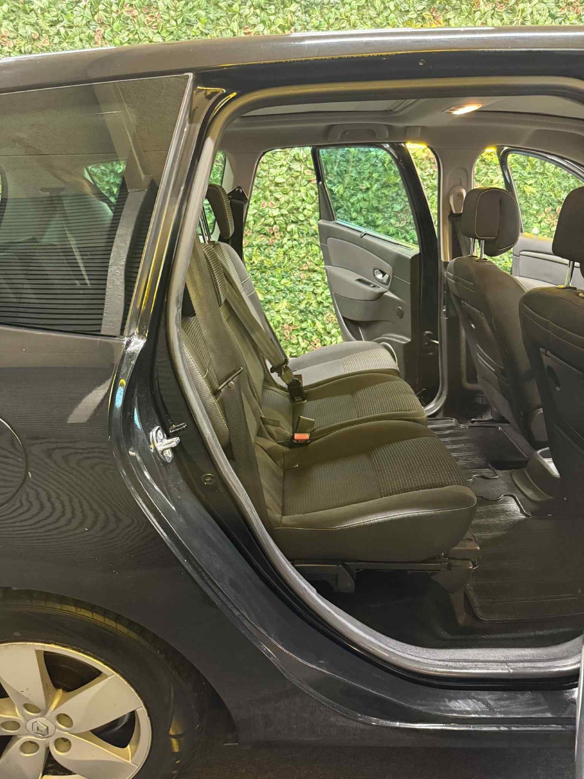 Billede af Renault Grand Scenic III 1,9 dCi 130 Dynamique 7prs