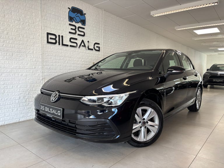 VW Golf VIII eTSi 130 Life DSG