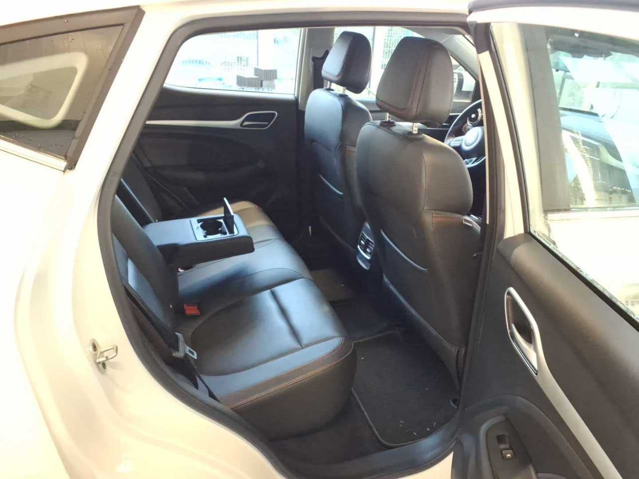 MG ZS Luxury