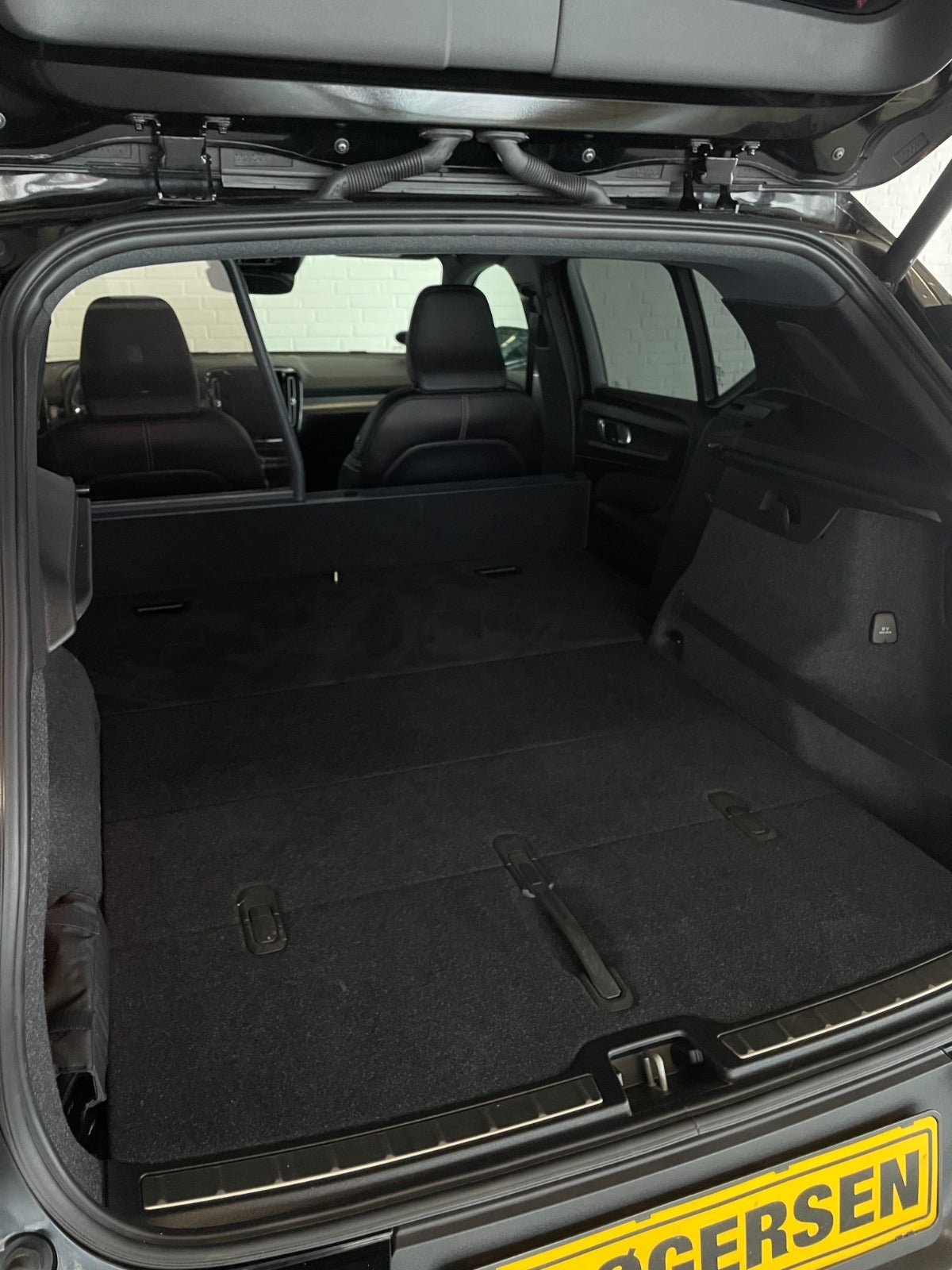 Billede af Volvo XC40 2,0 T4 190 R-Design aut. Van