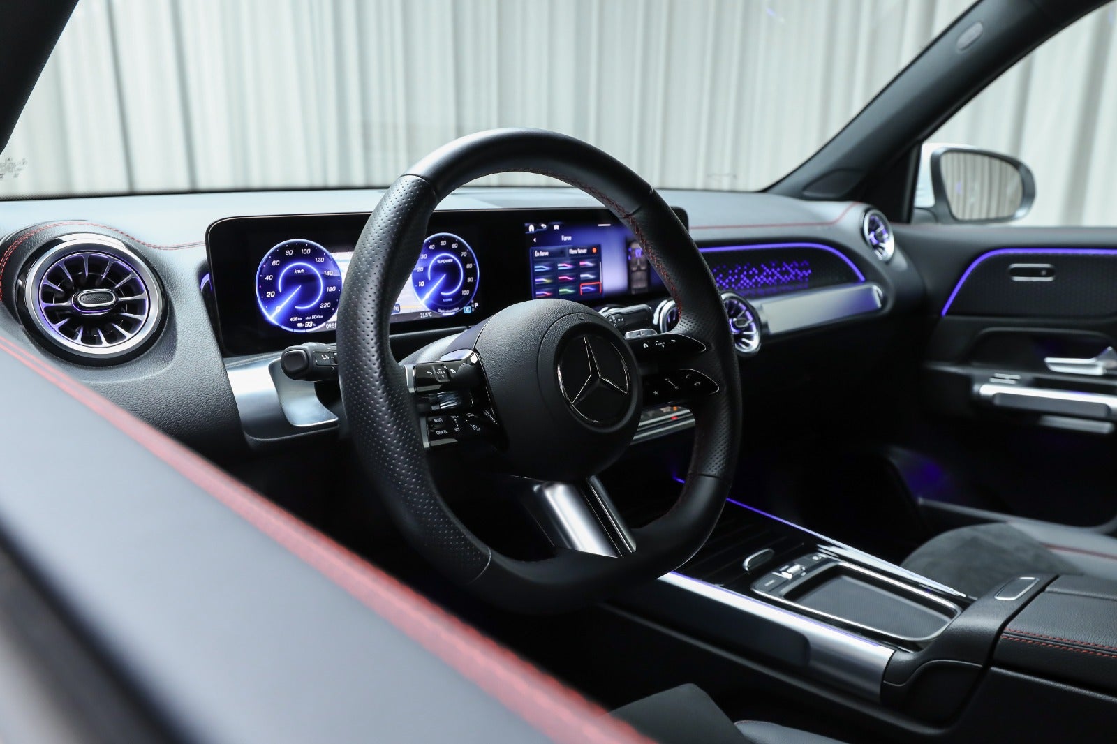 Mercedes-Benz EQB 250+