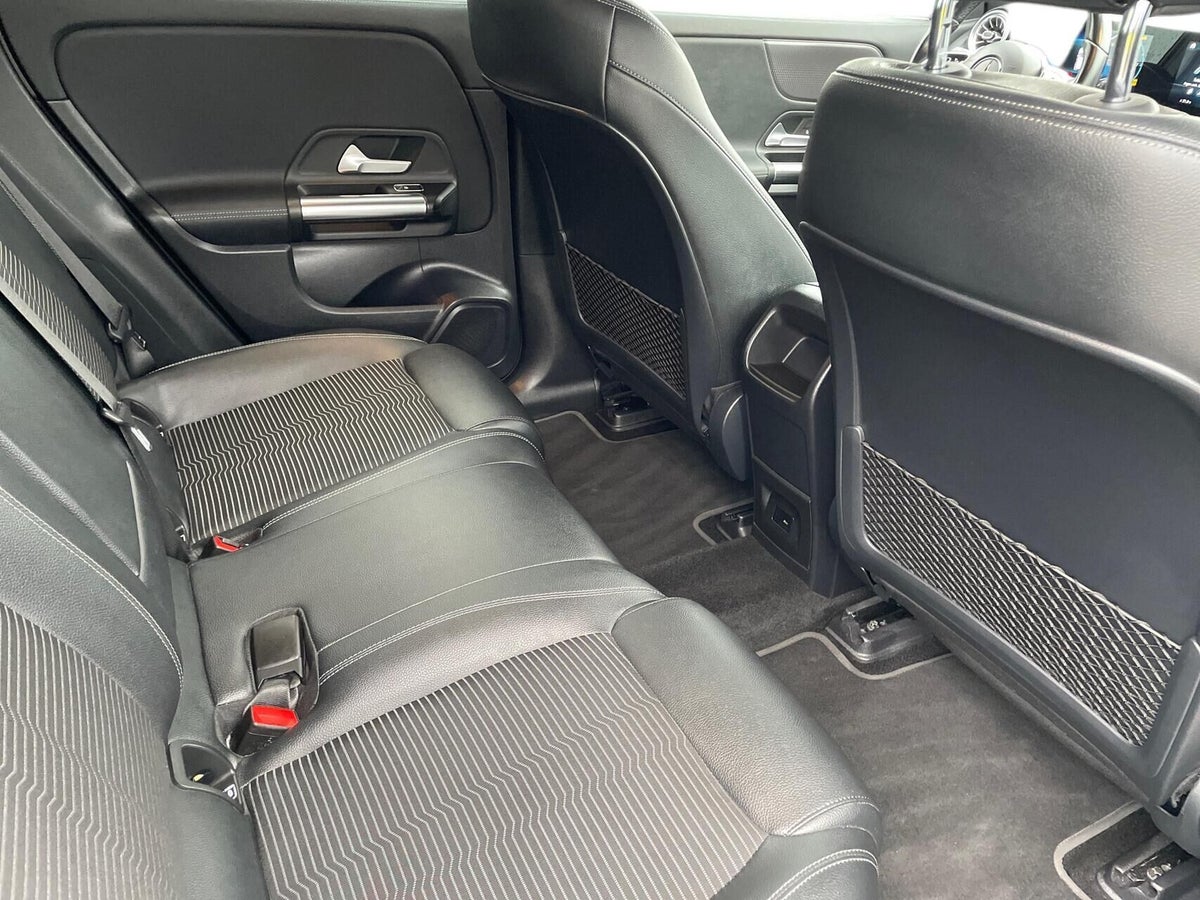 Mercedes EQA300 4Matic billede 12