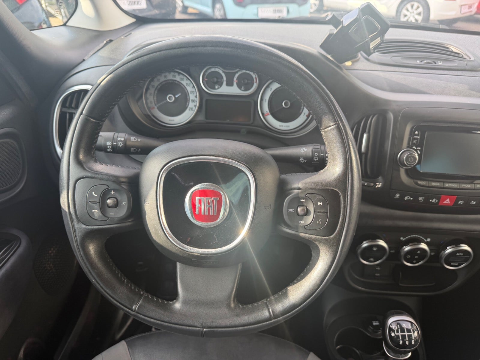 Billede af Fiat 500L Living 1,3 MJT 85 Lounge 7prs