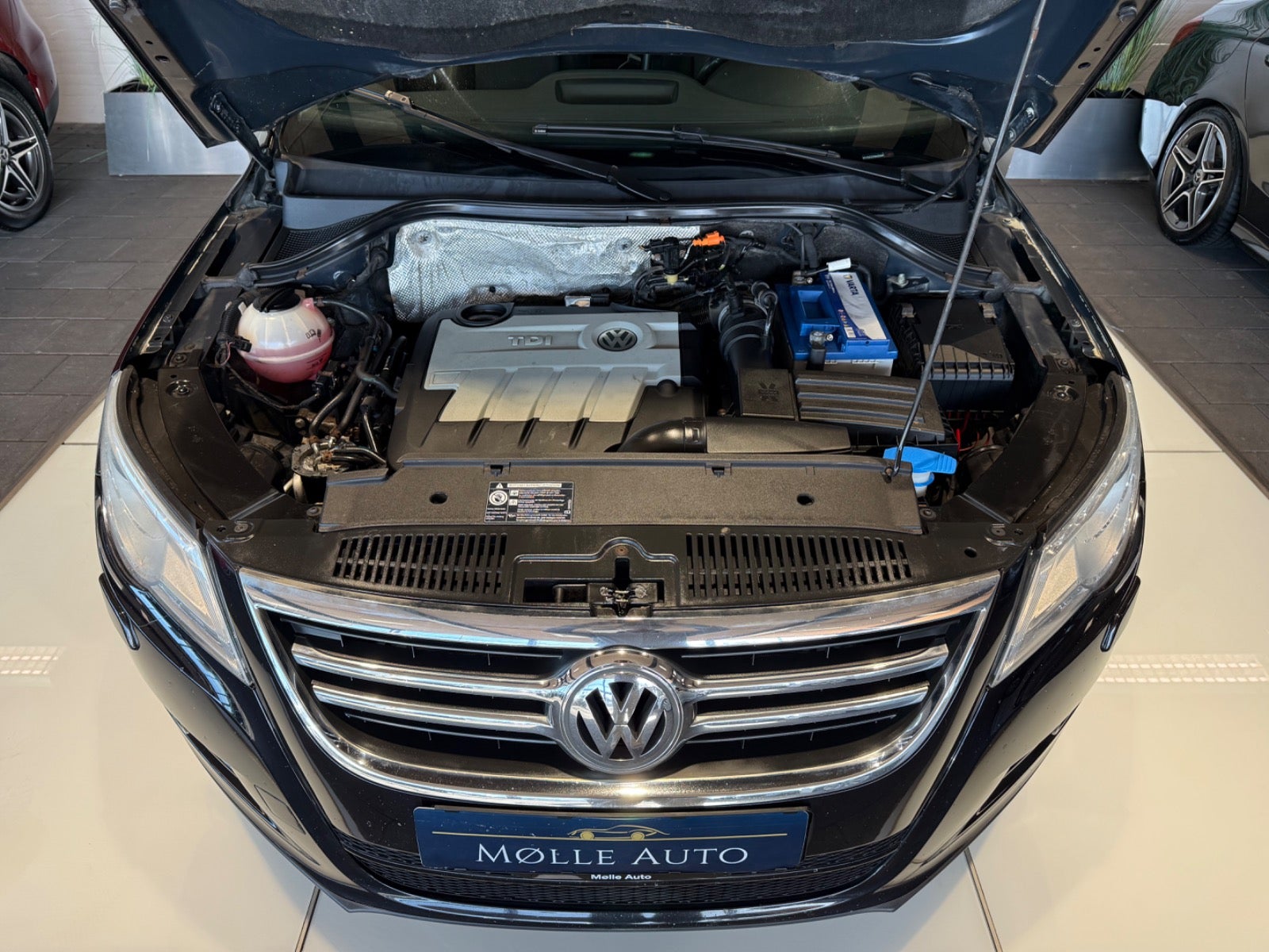 Billede af VW Tiguan 2,0 TDi 140 Sport & Style Tiptr. 4Motion Van