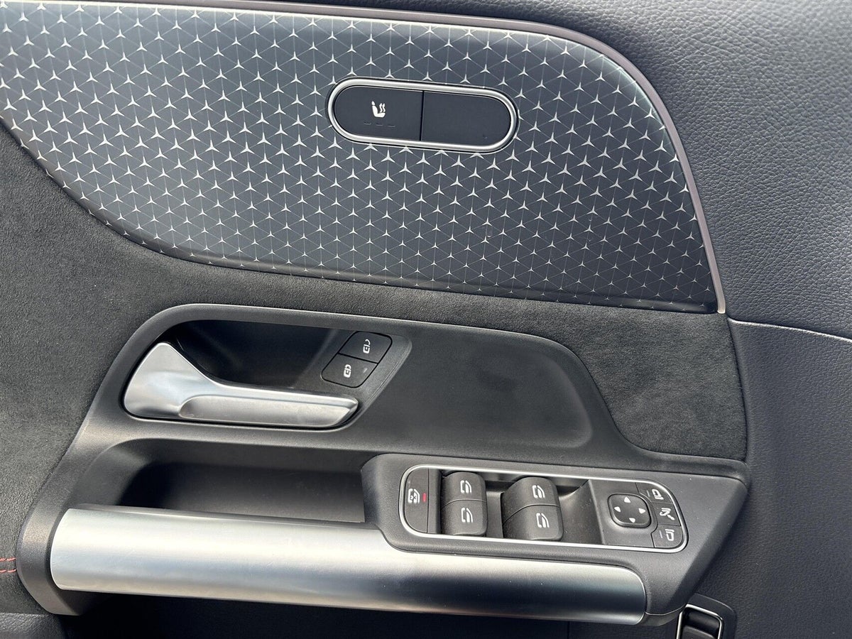 Mercedes EQA300 AMG Line 4Matic billede 17