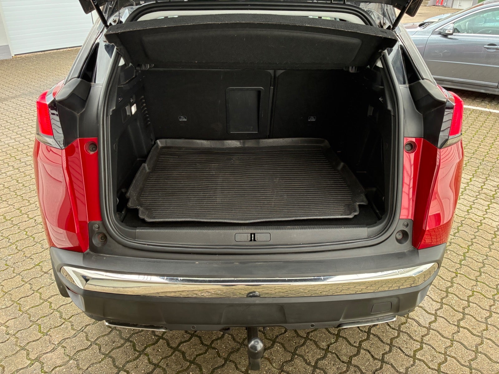 Billede af Peugeot 3008 1,6 e-THP 165 Allure EAT6